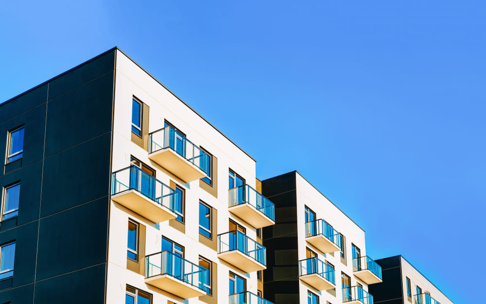 Average ticket for new housing in St. Petersburg gains 14 percent